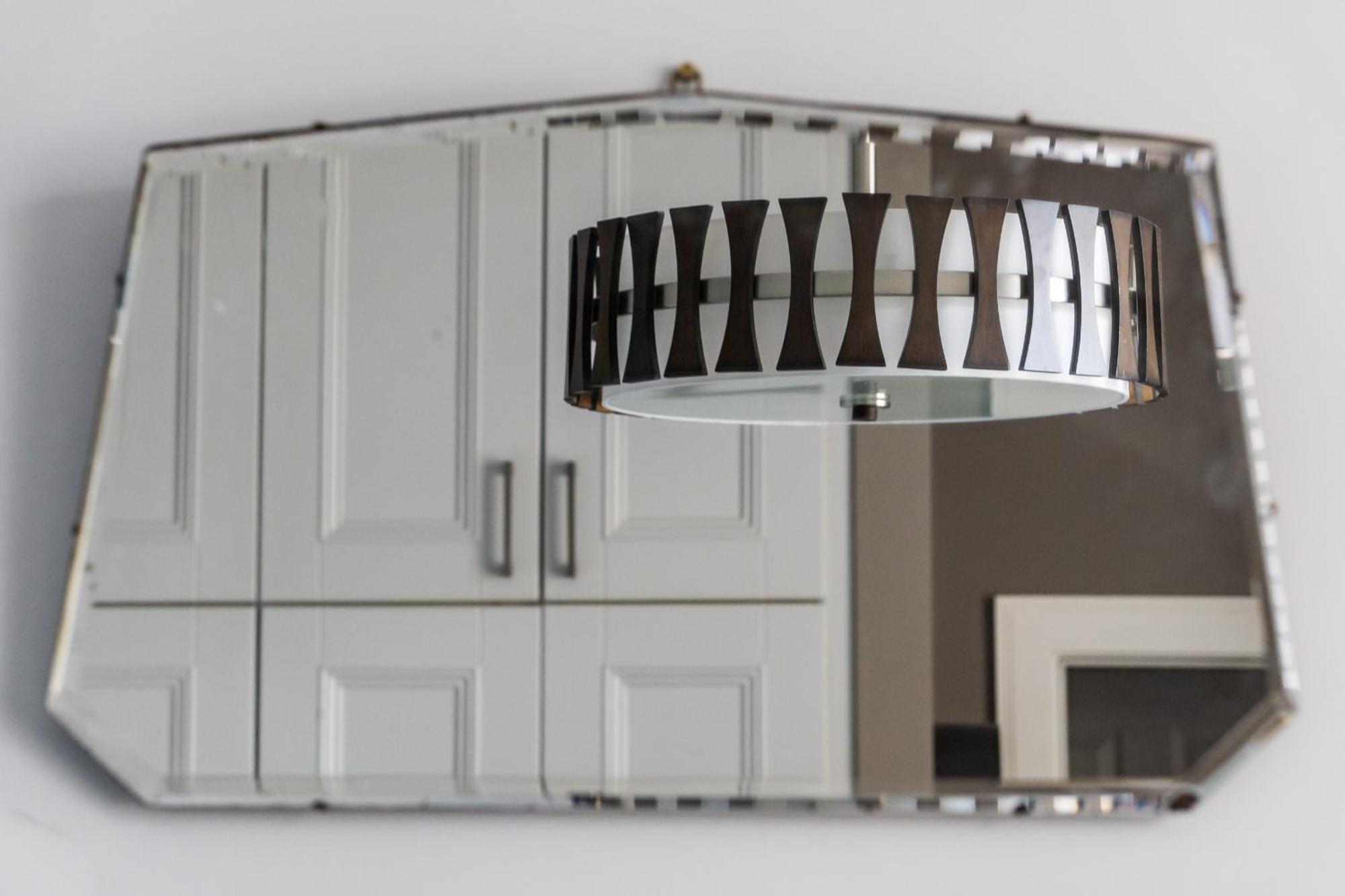 Cathedral Yard - Art Deco Luxury Apartment
